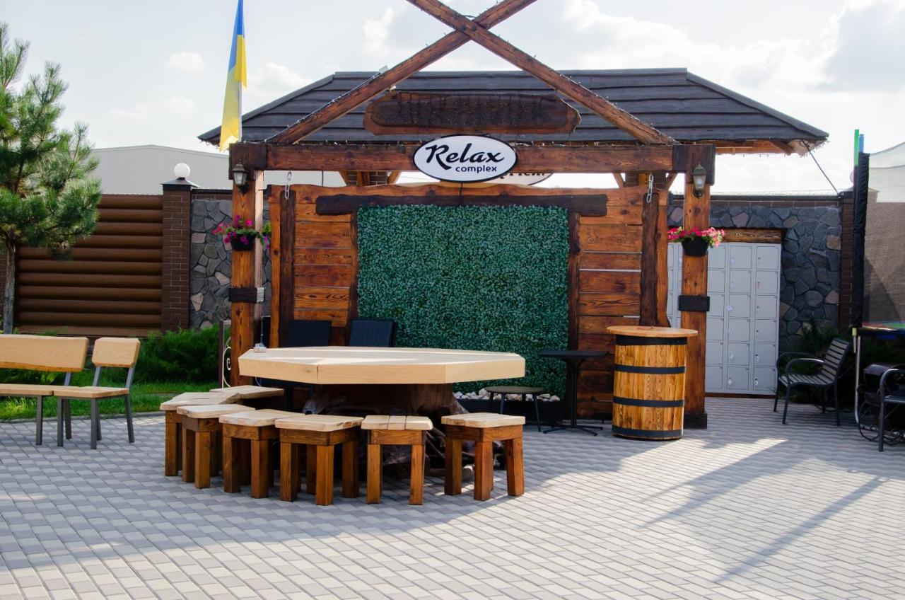 Relax Complex Hotel Boryspilʼ Exterior foto